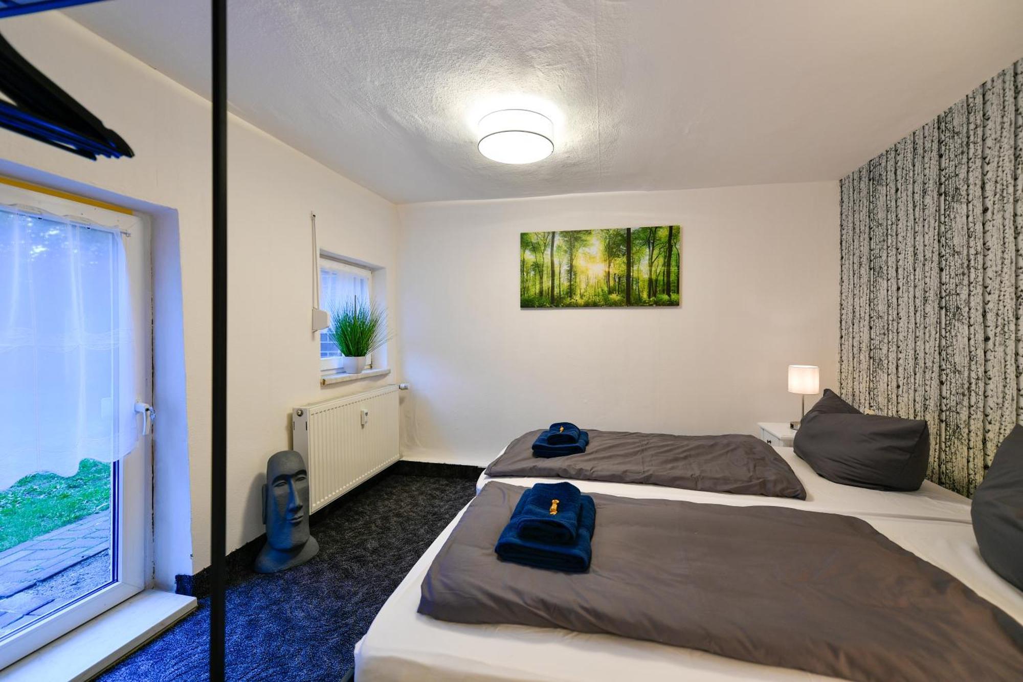 Grosses Spree Apartment, 3 Schlafzimmer Bis 10 Personen, 4X Kfz Parkplatz, Terrasse, Waschtrockner, Wlan, Netflix Cottbus Exteriör bild